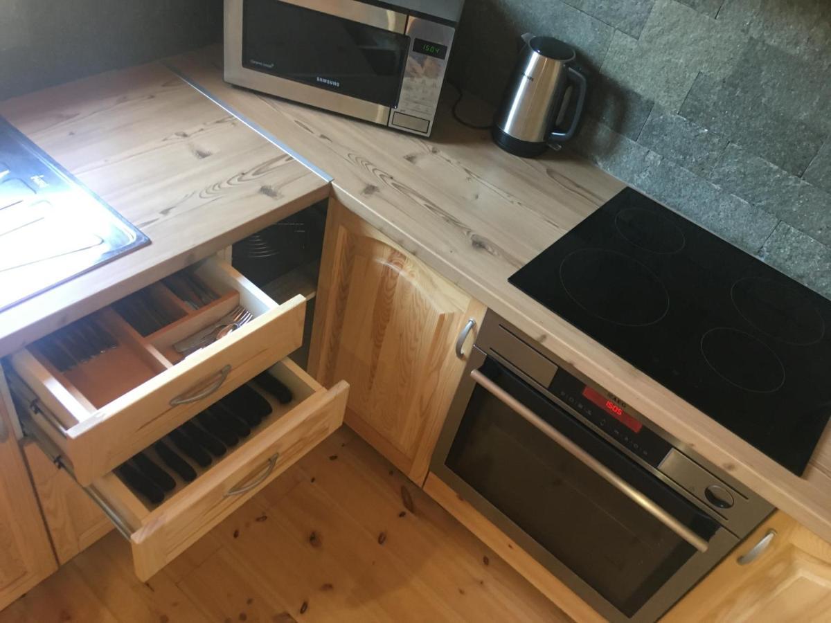 Wooden Apartman Premium Jacuzzival Alsóörs Kültér fotó