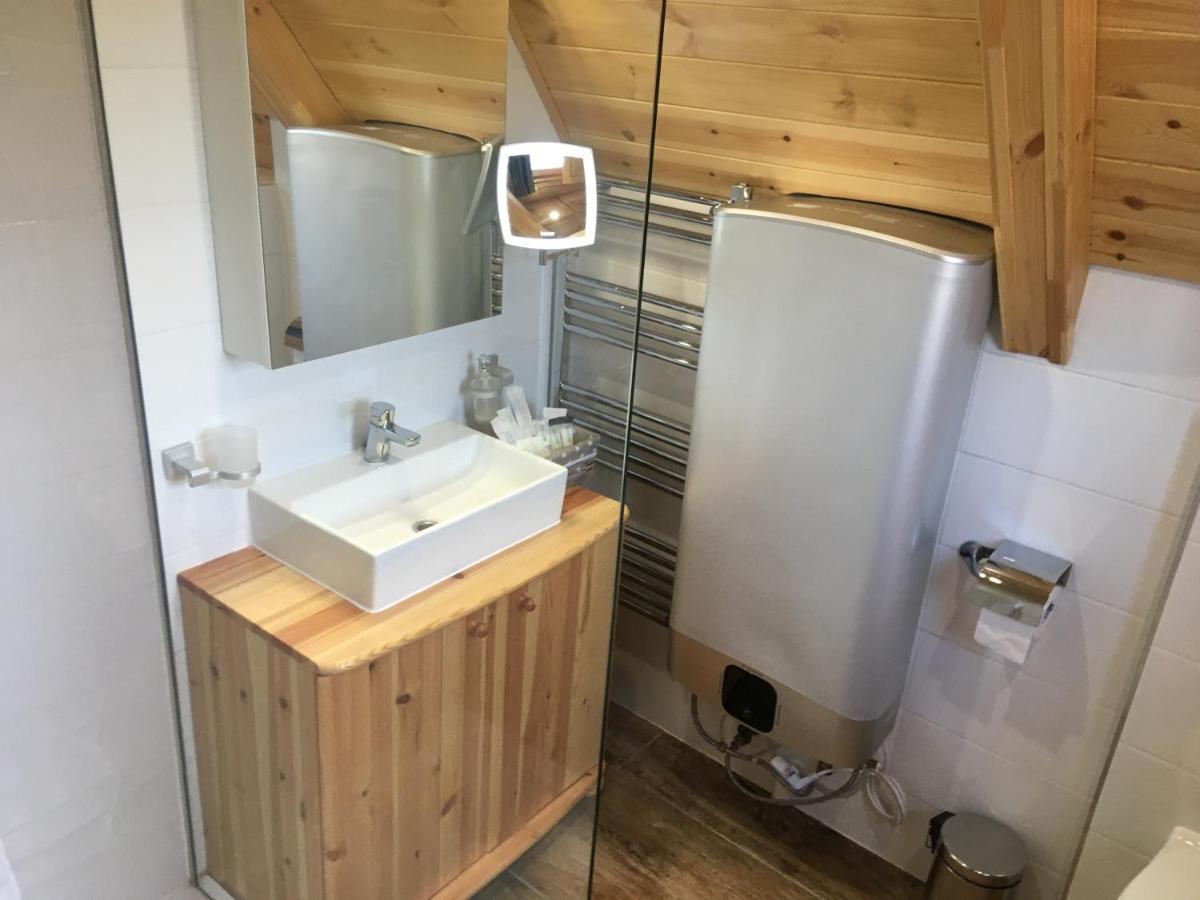 Wooden Apartman Premium Jacuzzival Alsóörs Kültér fotó