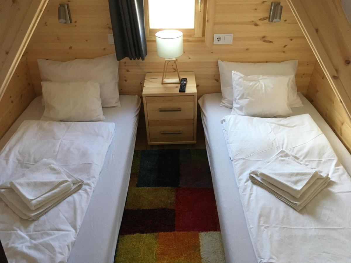 Wooden Apartman Premium Jacuzzival Alsóörs Kültér fotó