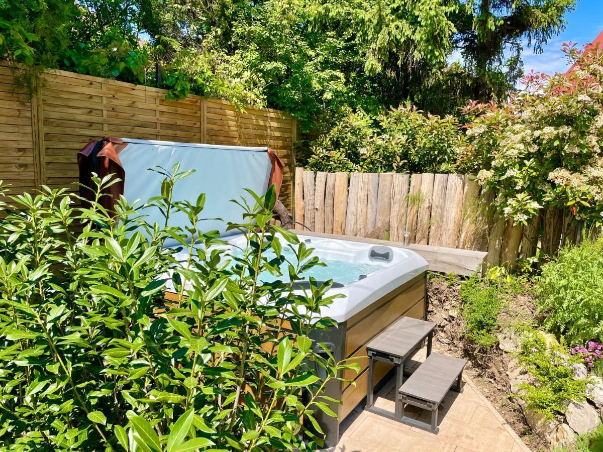 Wooden Apartman Premium Jacuzzival Alsóörs Kültér fotó
